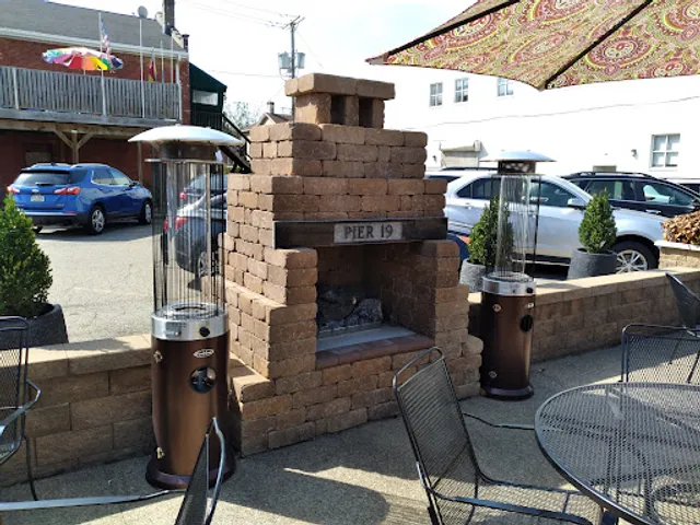 Pier 19