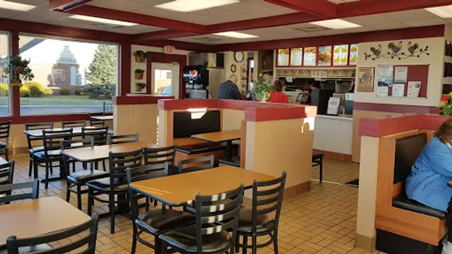 Lee's Famous Recipe Chicken