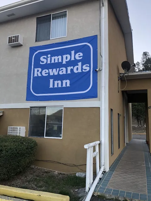 Simple Rewards Inn