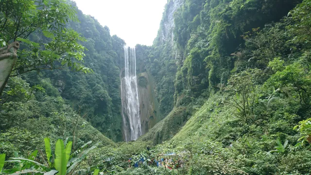 Jingxi Tongling Gorge Scenic Area Parking Lot