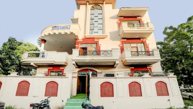 Guest House Vasundhara ( The Paradise Inn)