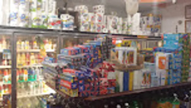 Lucky 7 Deli & Grill