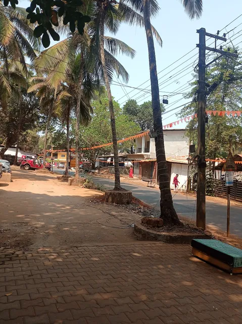 OYO 39299 Flagship Aqualura