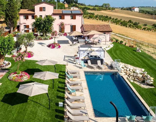 Stelle Girasoli e Conchiglie Natural Country Resort