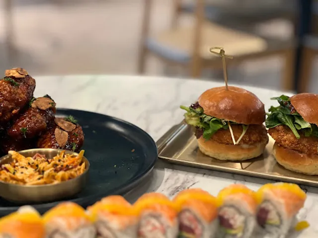 Zu Izakaya Sushi Bar