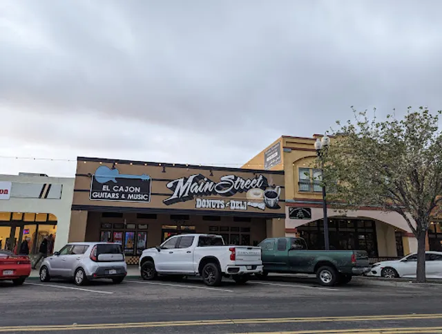 Main Street Donuts & Deli