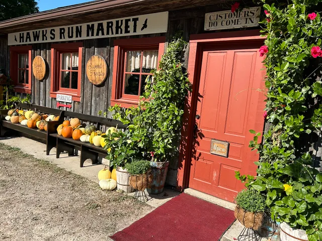 Hawks Run Market
