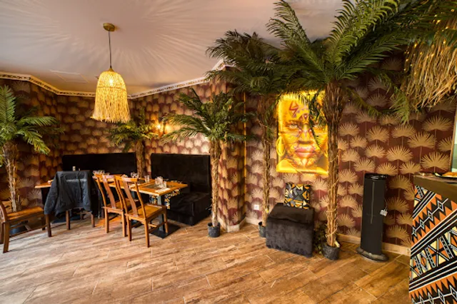 Savane & Mousson Restaurant - Paris 11