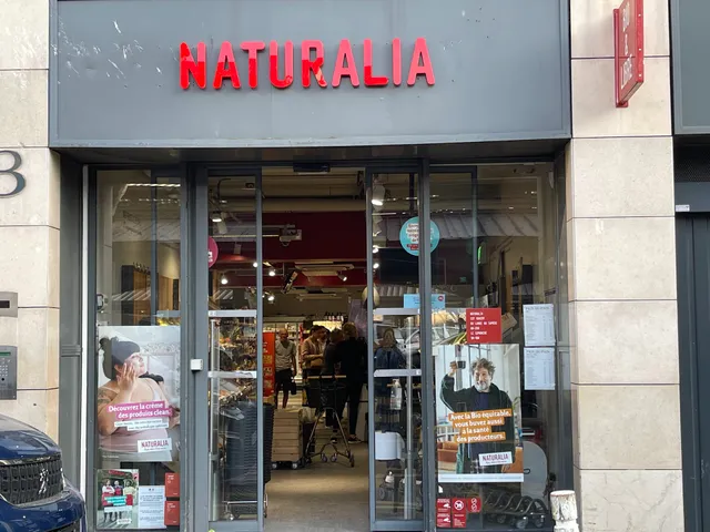 NATURALIA