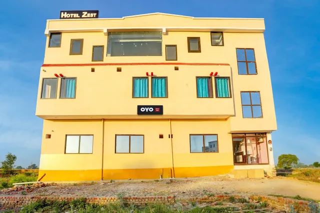 OYO Flagship Hotel Zest