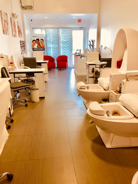 Kay Salon Palm Beach