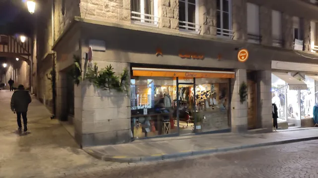 CINCO Rue de Dinan