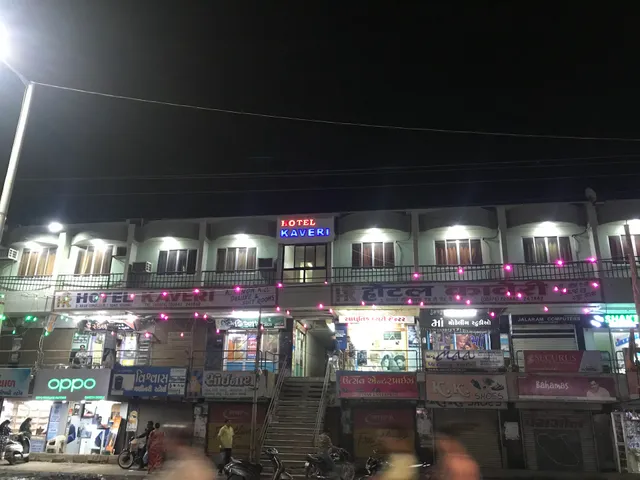 Kaveri Hotel