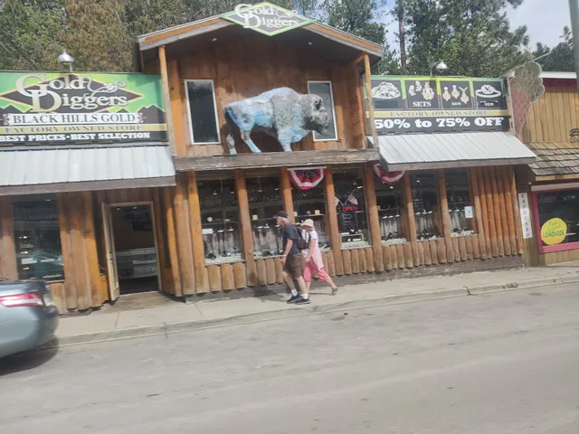 Gold Diggers - Black Hills Gold Retail Outlet