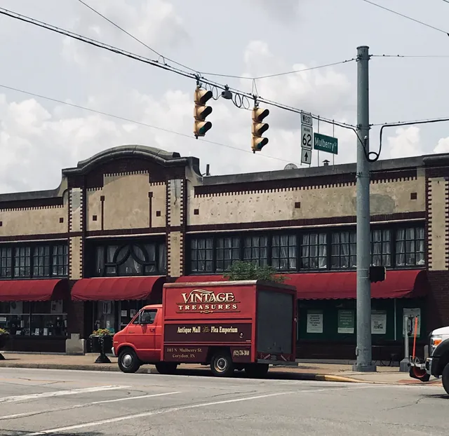 Vintage Treasures Antique Mall & Flea Emporium