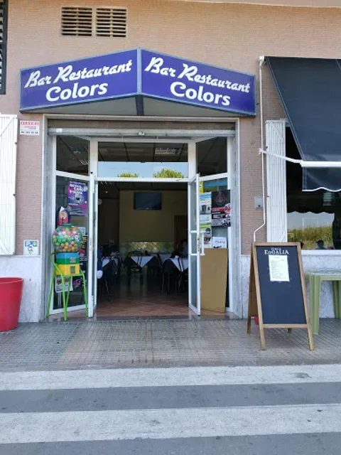 Bar Restaurant Colors