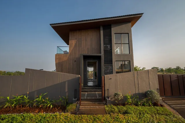 StayVista at Villa De Suku - Igatpuri | Villa with Swimming Pool