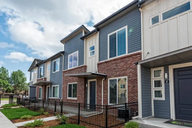 Willow Point Townhomes