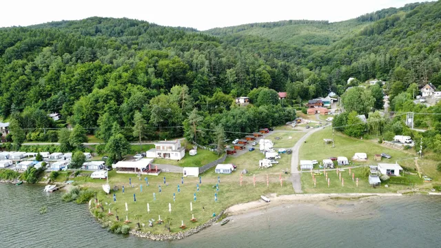 Kemp Tíšava (Autocamping/Camp Domasa Tisava)