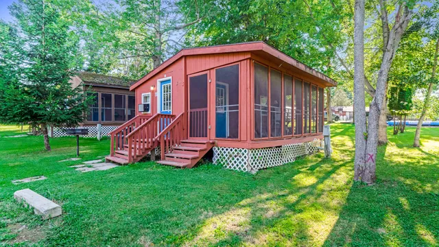 Lake Bluff Campground