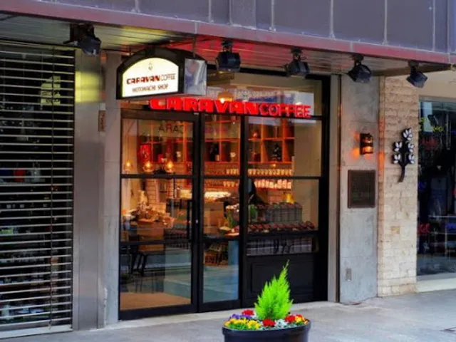 Caravan Coffee Motomachi Shop