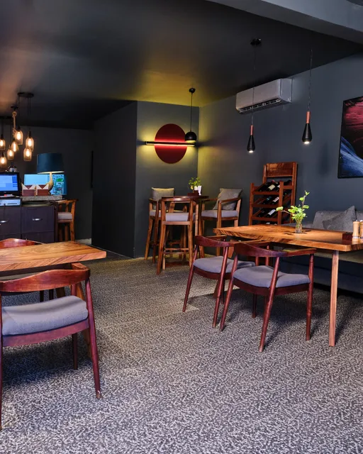 Fat Goose Restaurant & Bar