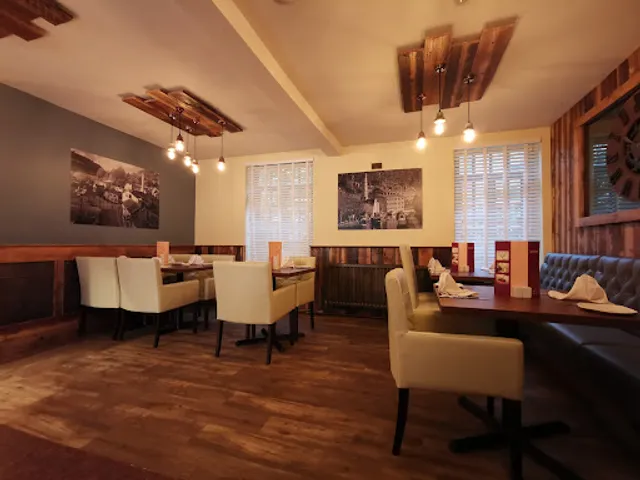 Cardamon at the Bridge