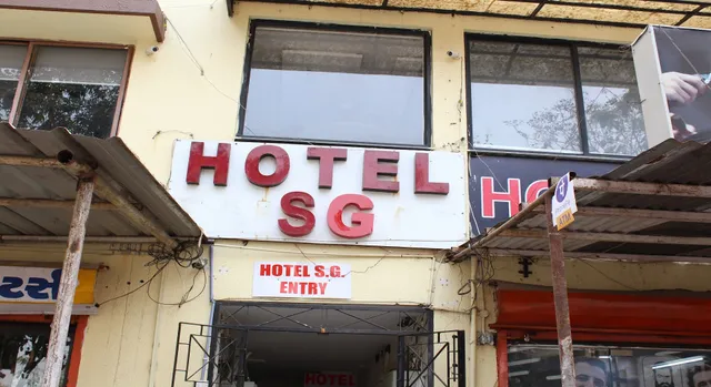 OYO Hotel SSG