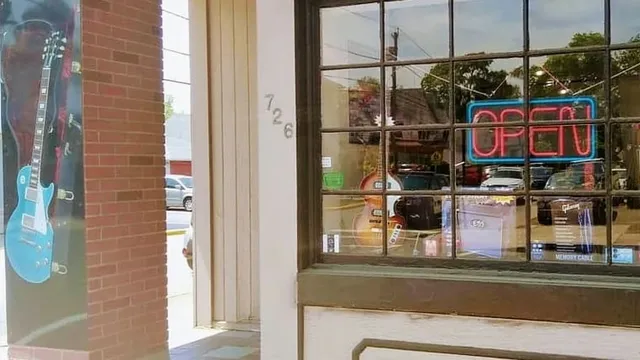 Moe's Guitars: No appointment needed.