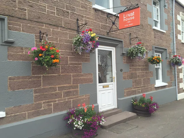 Lovat House Bed & Breakfast