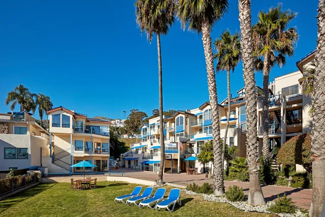 Seaport Village Inn, Avalon