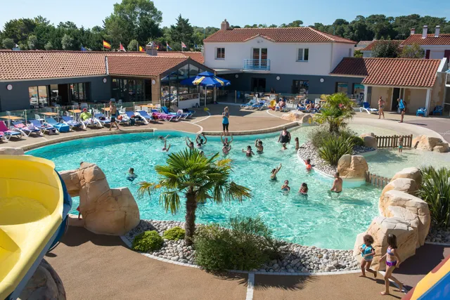 Camping Vagues Océanes - Bois Joly