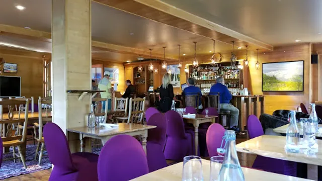 Copper Room, Sooke Harbour House Hotel