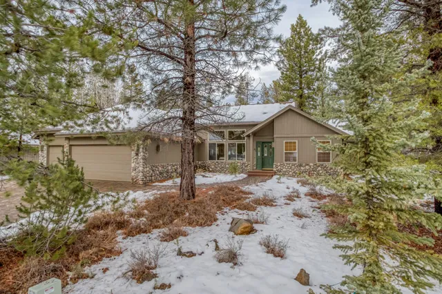 Sunriver Vacation Rentals by Meredith Lodging