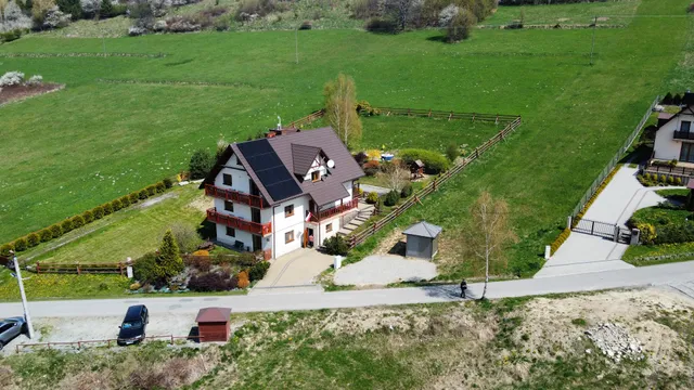 Villa Apia - komfortowe apartamenty w Piwnicznej-Zdrój