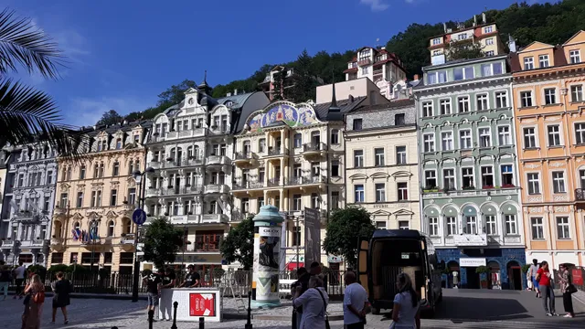 Nábřeží U kolonády