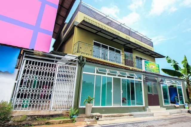 OYO 381 Baan Kesmanee