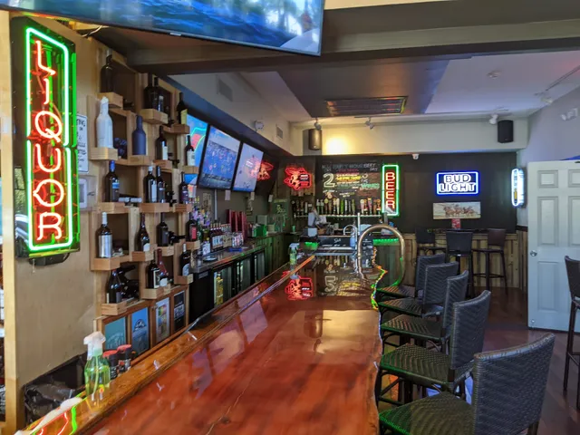 Green Turtle Wine & Spirits