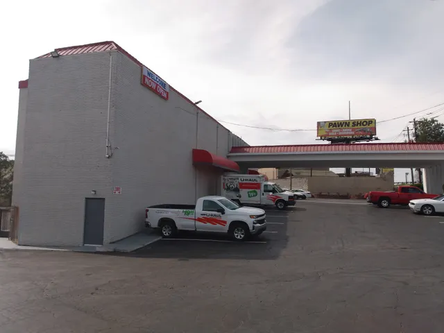 Peachtree Inn & Suites