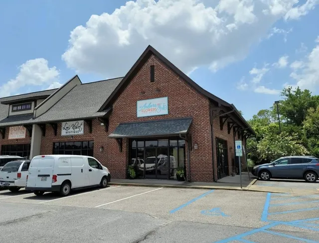 Auburn Flower & Gifts