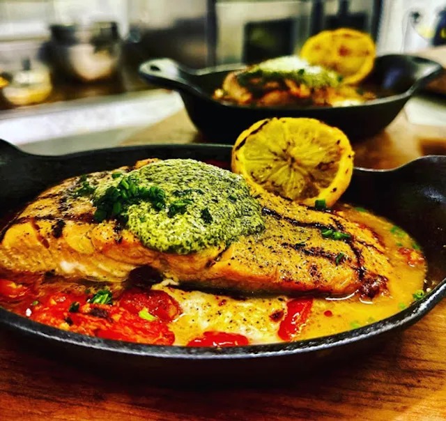 Wadsworth Inn Restaurant, Bar, & Private Events