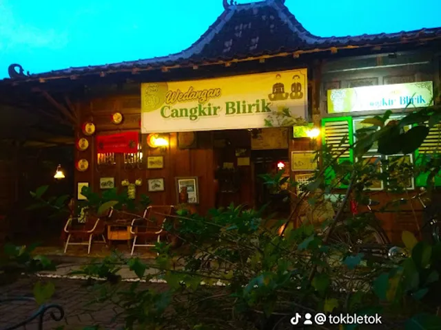Wedangan Cangkir Blirik