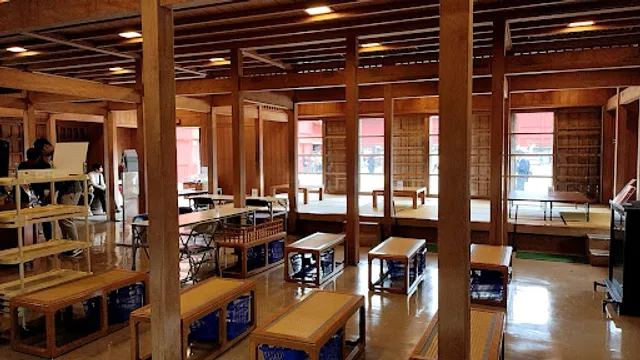 Shuri Castle Teahouse