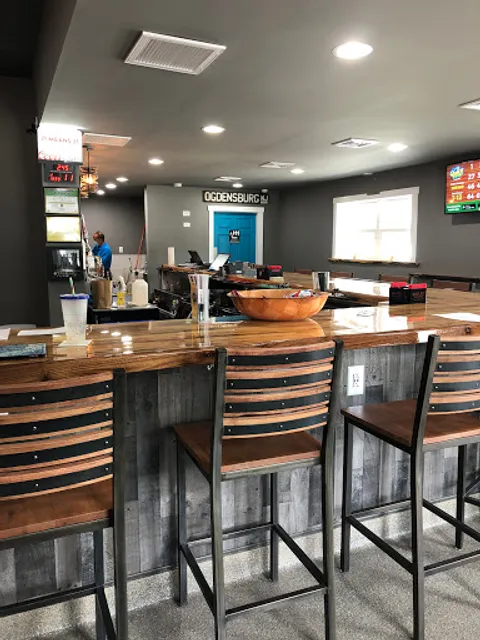 Stew N' Dolly's Place