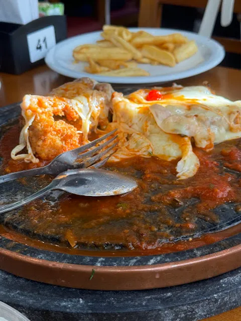 R21 Bar & Restaurante - Méier