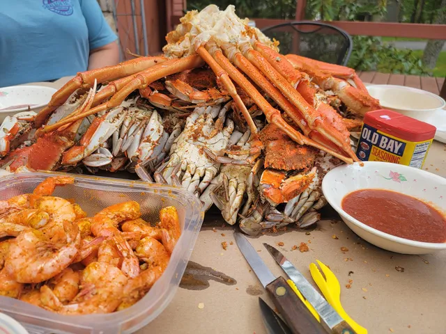 Trout's House Seafood