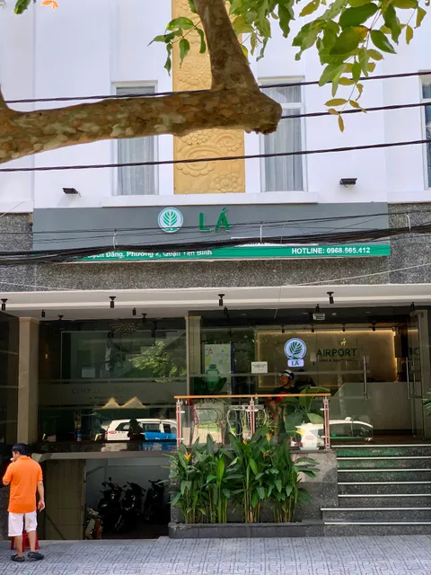 Lá Airport Tân Bình Hotel