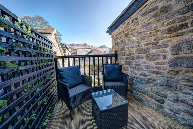 Queens Luxury Apartments