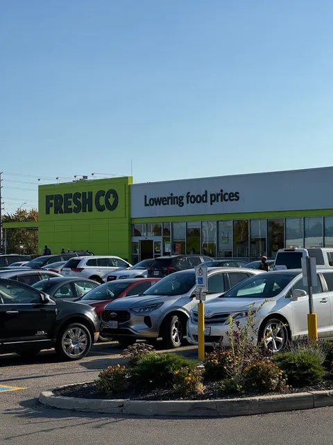 FreshCo Dundas & Erindale