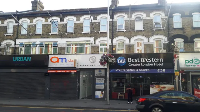 Signature Hotel London